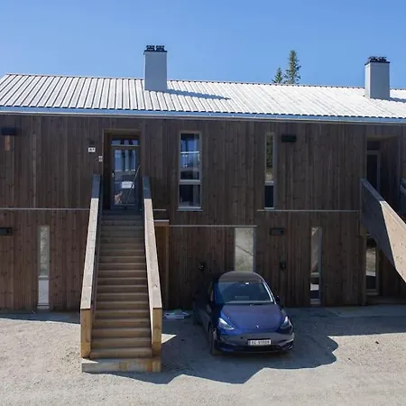 Ny Leilighet Pa Kvitfjell Vest. Ski Inn/ut Appartement *